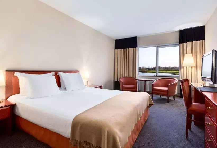 호텔 NH Arnhem Rijn