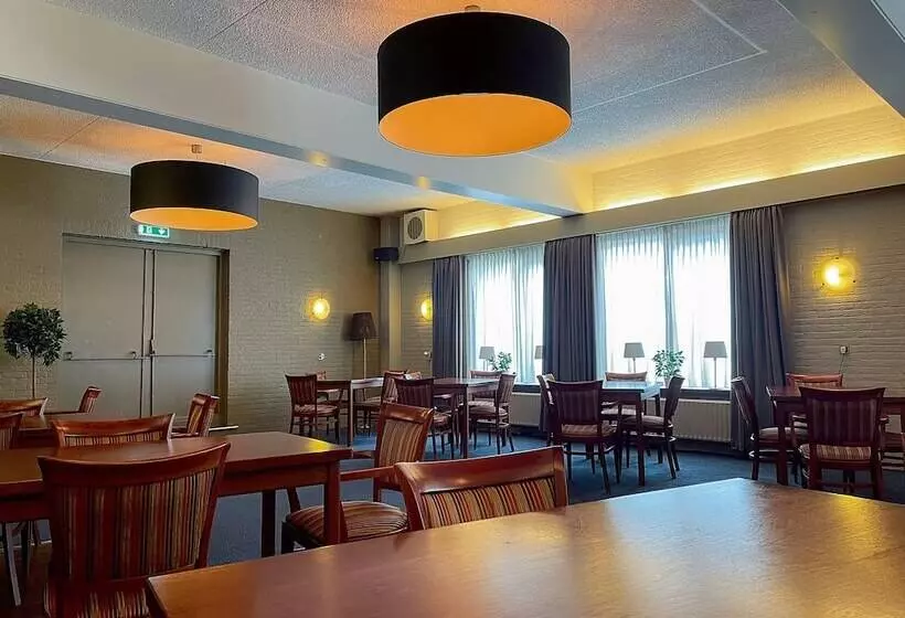 Отель De Oringer Marke & Stee By Flow