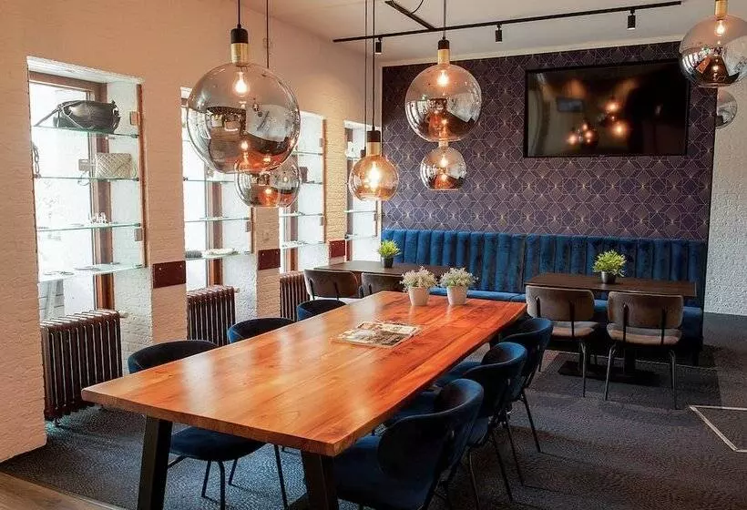 Отель De Oringer Marke & Stee By Flow