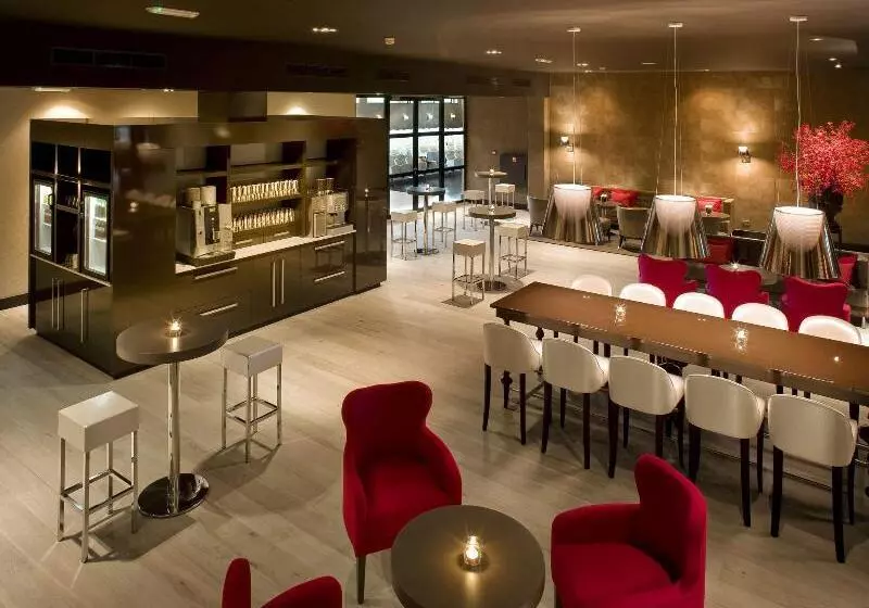 Motel Van Der Valk Hotel Apeldoorn   De Cantharel