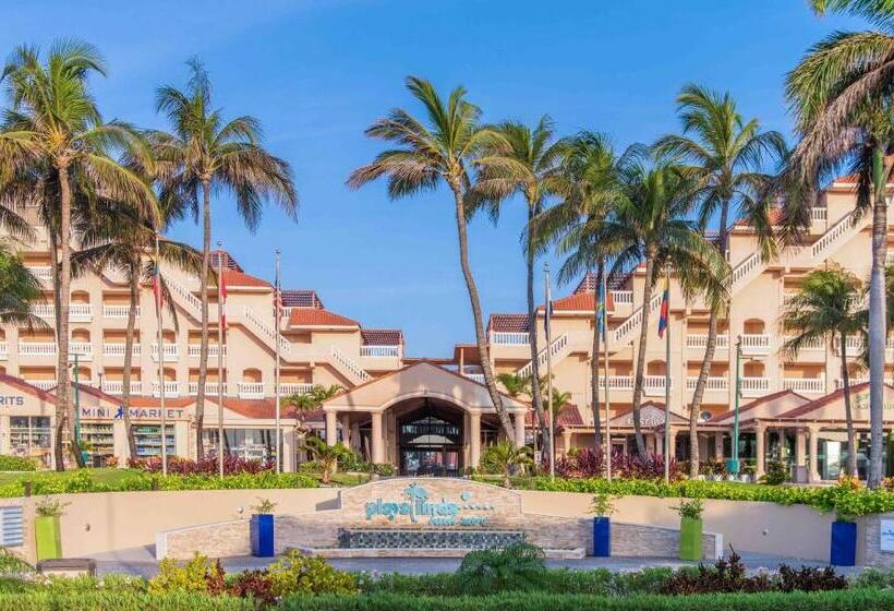 Playa Linda Beach Resort