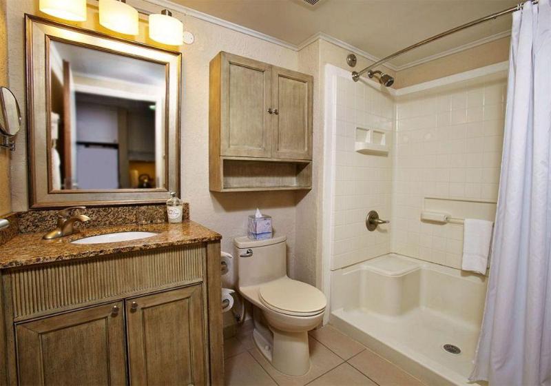 Playa Linda Beach Resort