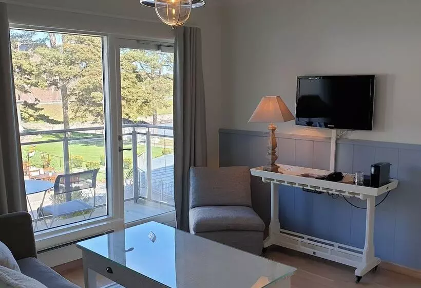 Strand Hotel Fevik   By Classic Norway Hotels