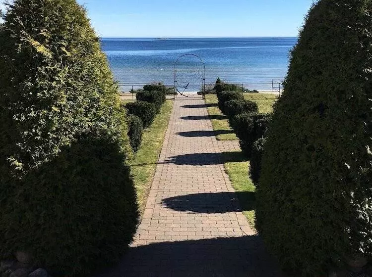 Strand Hotel Fevik   By Classic Norway Hotels