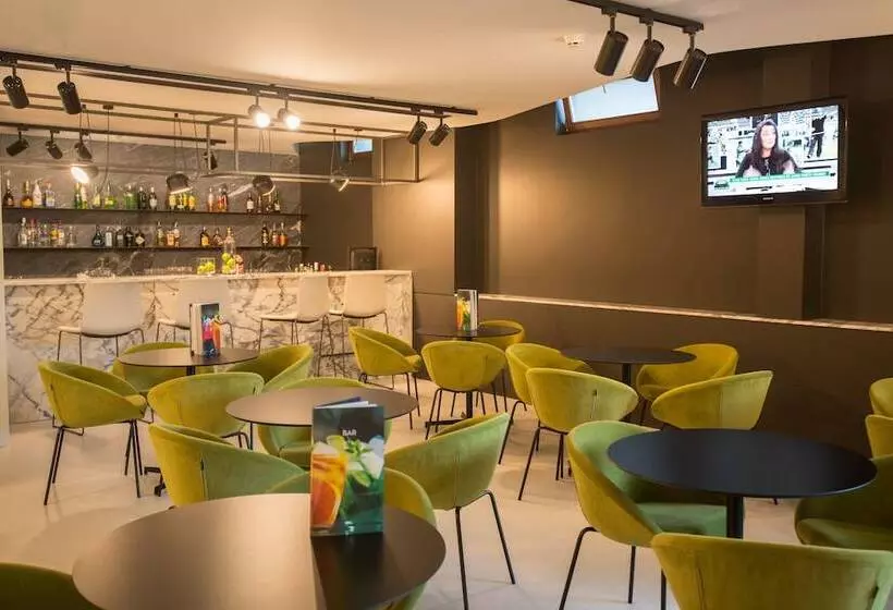 Azoris Angra Garden - Plaza Hotel