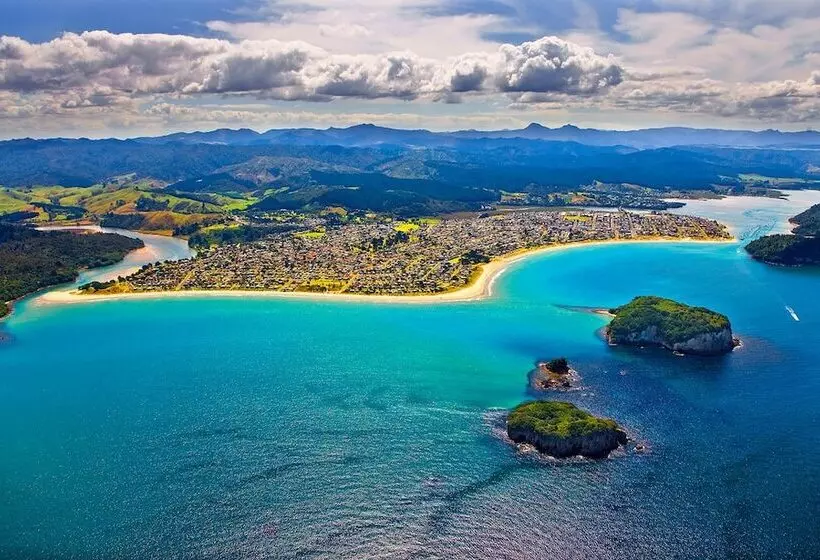 Grand Mercure Puka Park Resort