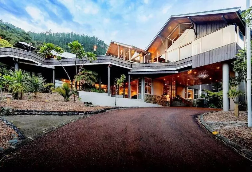 Grand Mercure Puka Park Resort