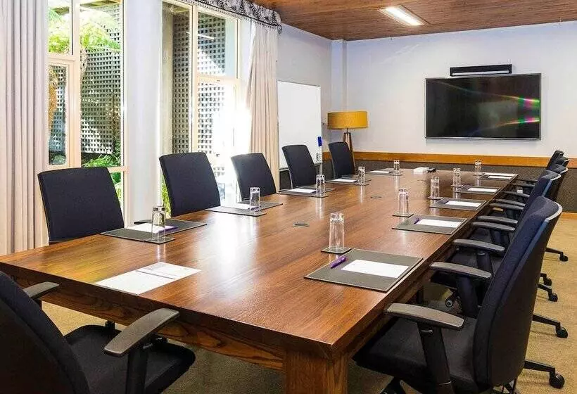 Grand Mercure Puka Park Resort