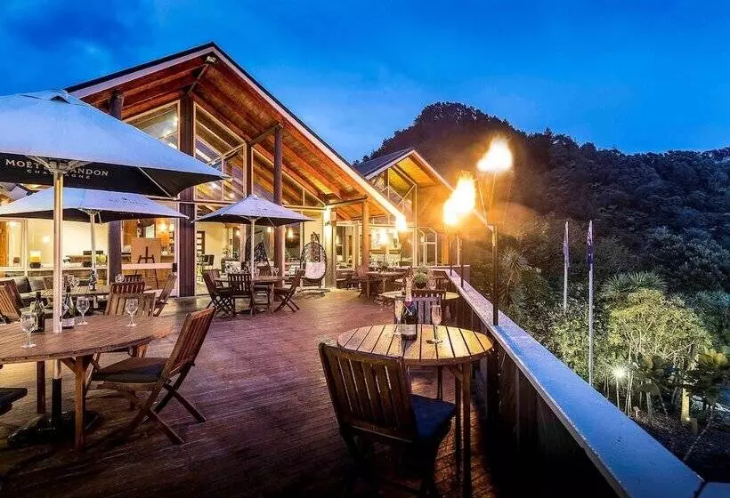 Grand Mercure Puka Park Resort