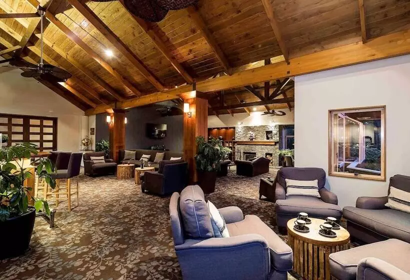 Grand Mercure Puka Park Resort