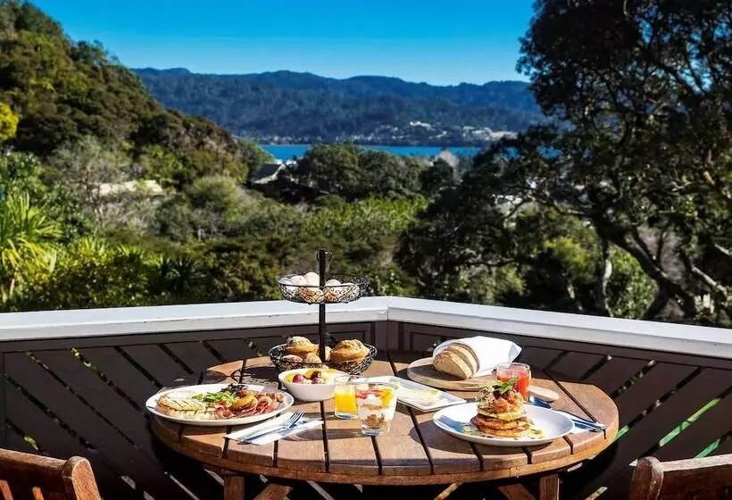 Grand Mercure Puka Park Resort