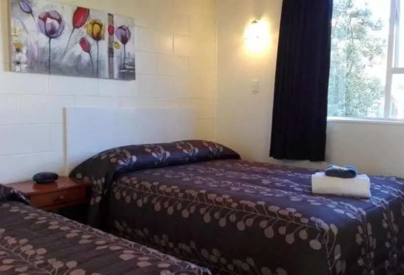 Greymouth Kiwi Holiday Park & Motels