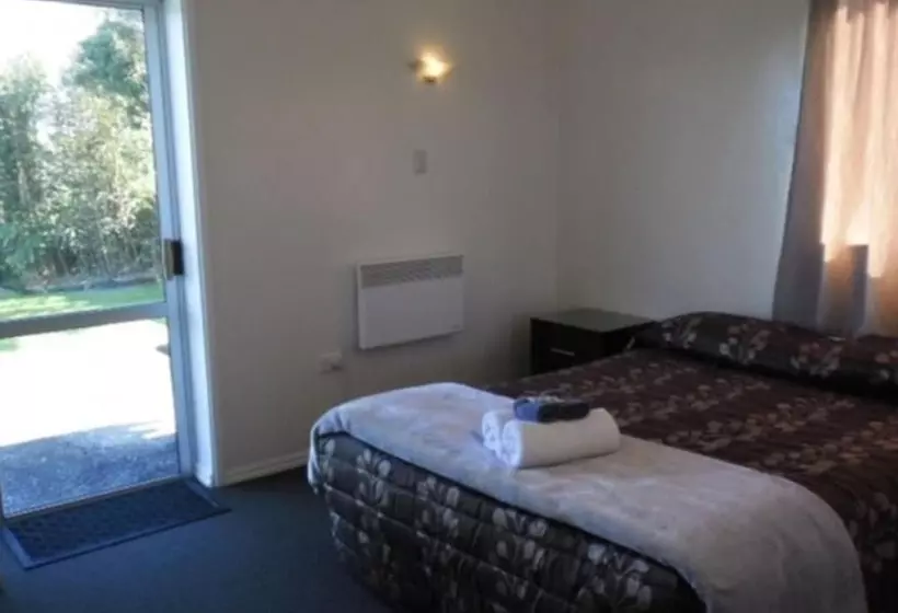 Greymouth Kiwi Holiday Park & Motels