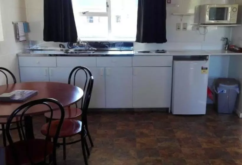 Greymouth Kiwi Holiday Park & Motels