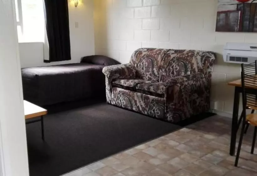 Greymouth Kiwi Holiday Park & Motels