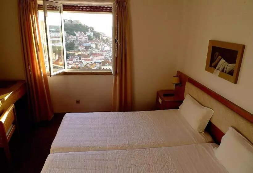 هتل Albergaria Senhora Do Monte