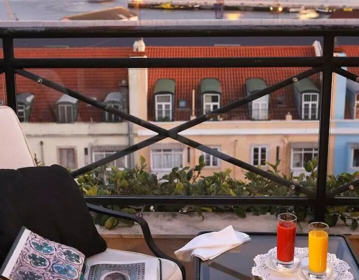 هتل As Janelas Verdes Inn  Lisbon Heritage Collection  Riverside