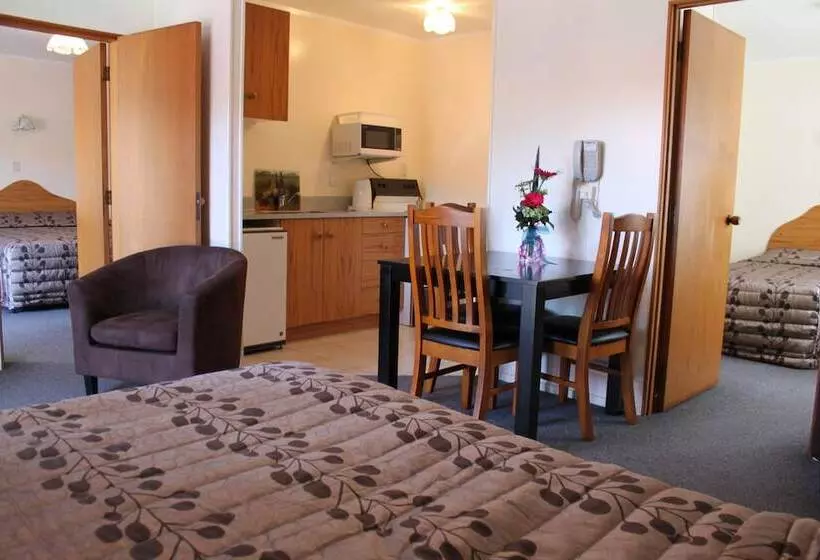 호텔 Cherry Court Motor Lodge