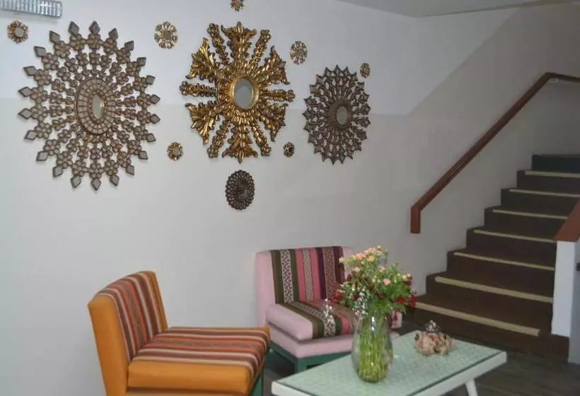 Отель Collacocha B&b