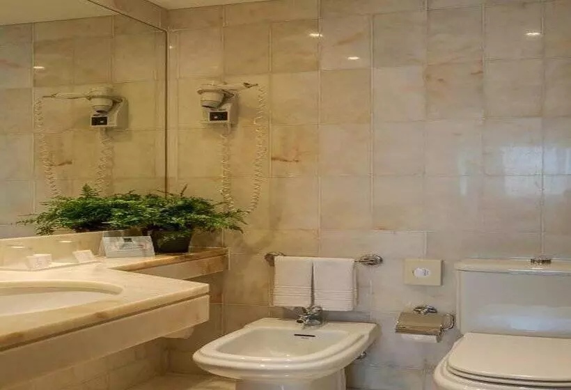 هتل Dom Carlos Park