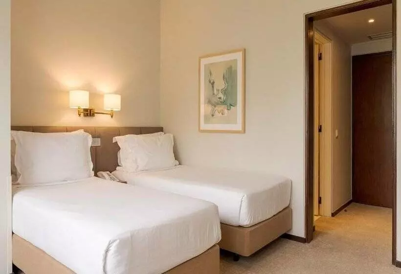 هتل Dom Carlos Park