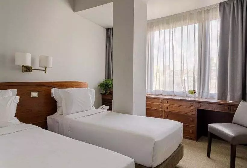 هتل Dom Carlos Park