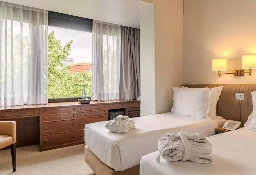 هتل Dom Carlos Park