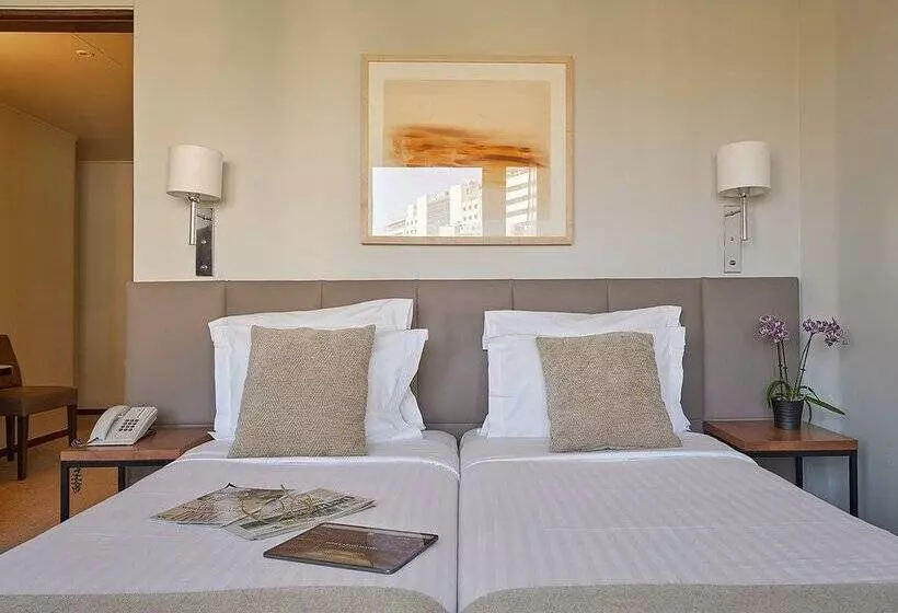 هتل Dom Carlos Park