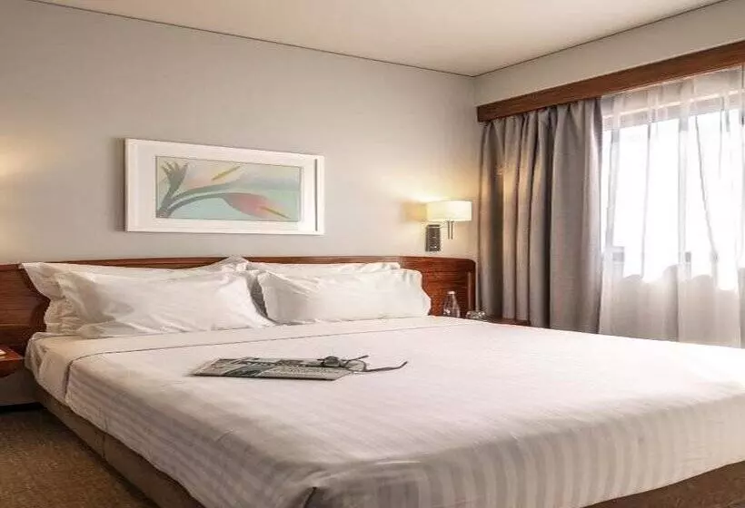 هتل Dom Carlos Park