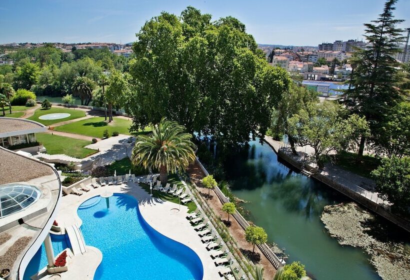 هتل Dos Templarios