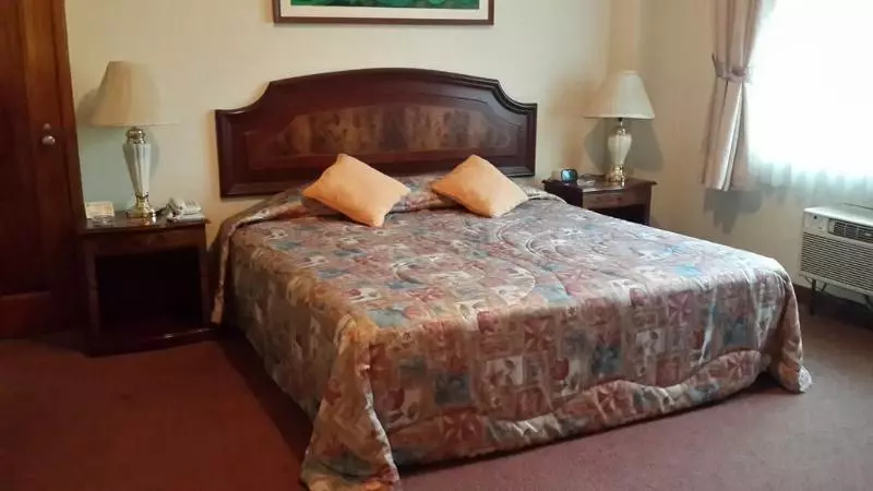 Hotel Maury