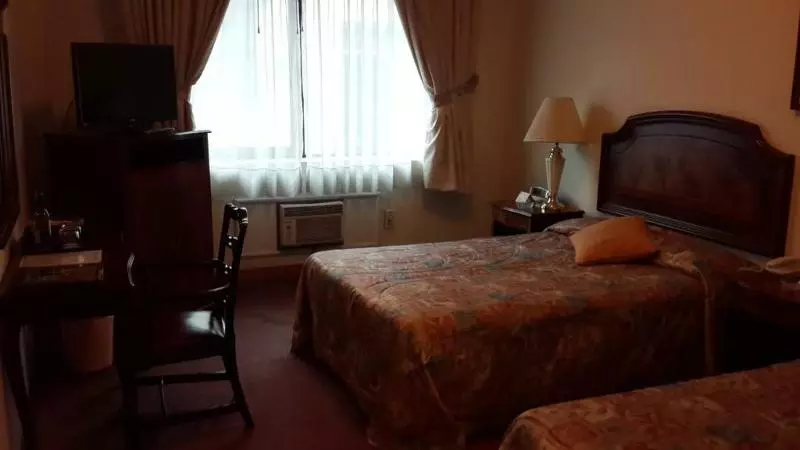 Hotel Maury