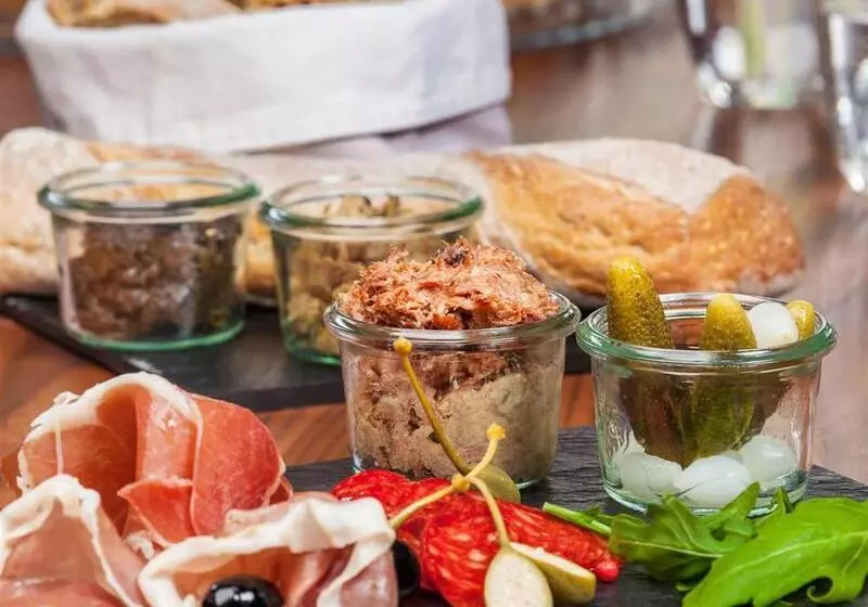 هتل Mercure Czestochowa Centrum