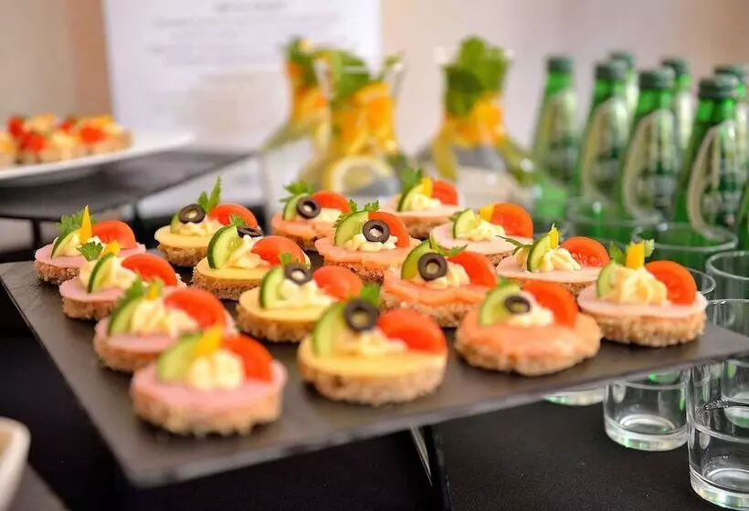 בית מלון כפרי Mercure Toruń Centrum