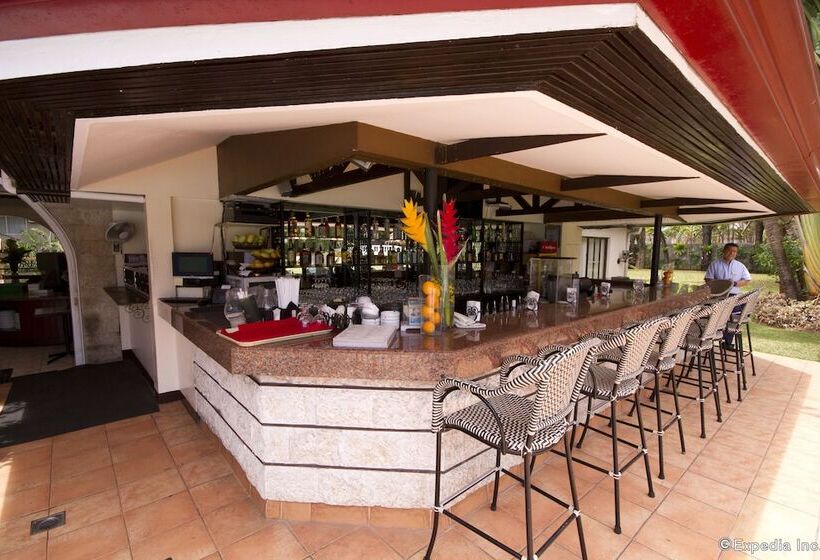 בית מלון כפרי Montebello Villa