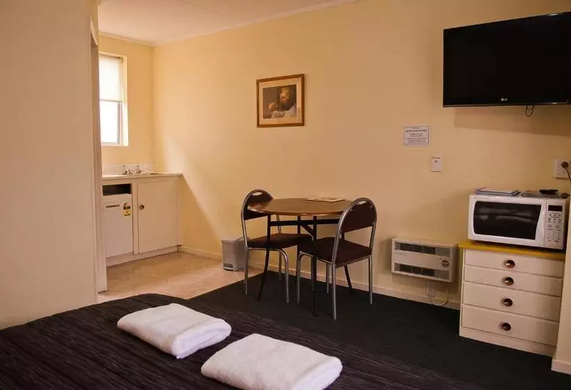 호텔 Coachmans Inn