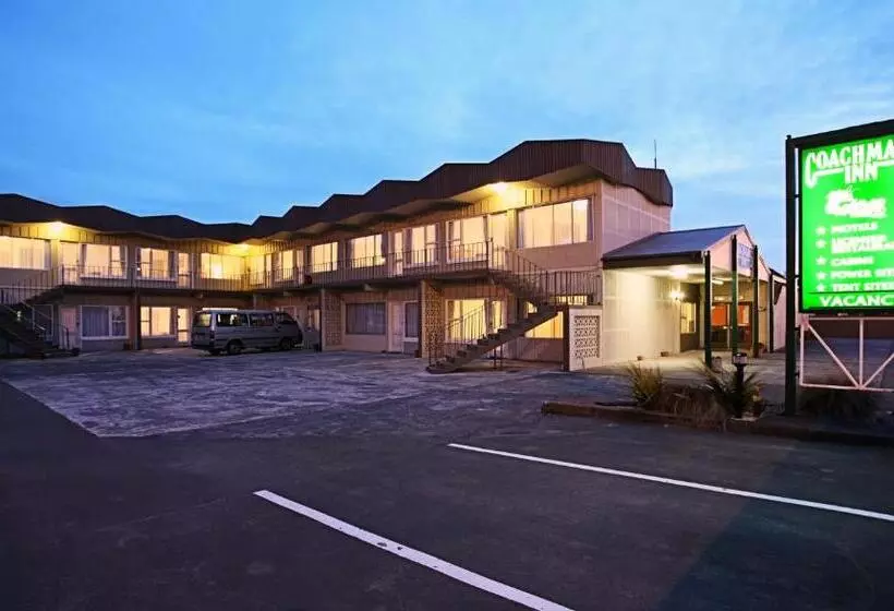 호텔 Coachmans Inn