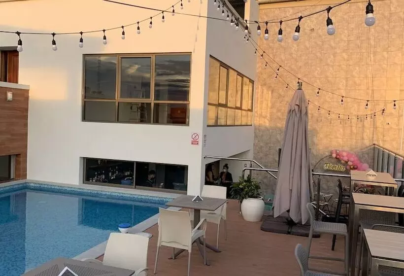 هتل Victoria Regia