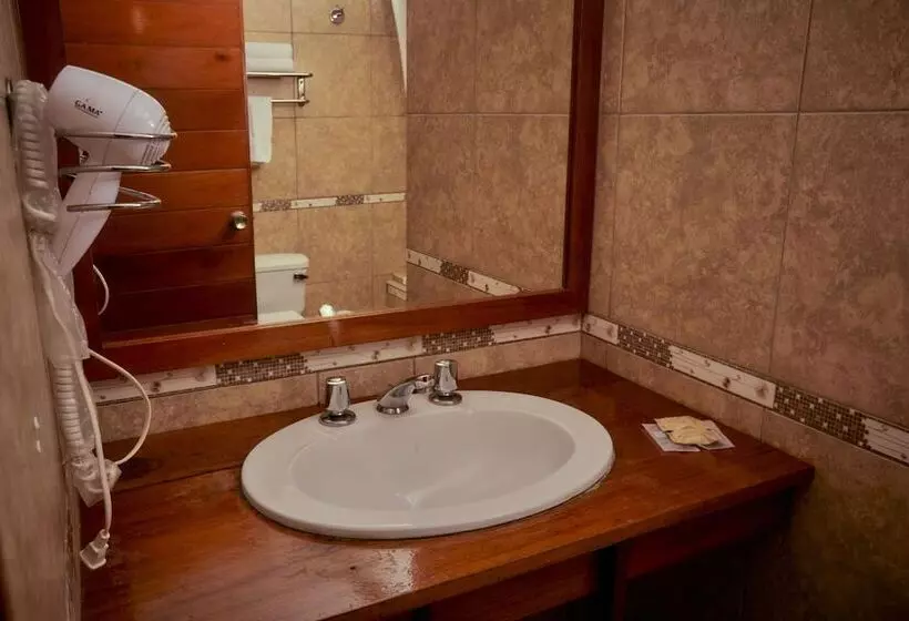 هتل Victoria Regia