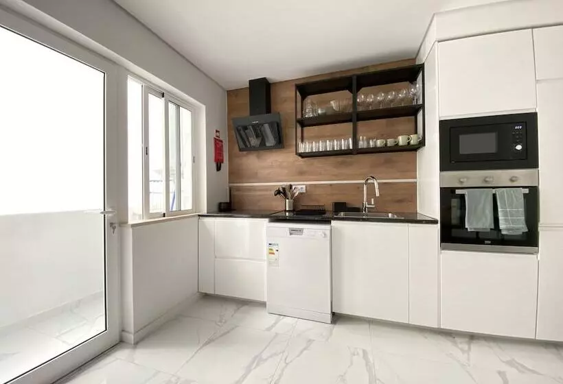 اقامتگاه Made Inn Faro