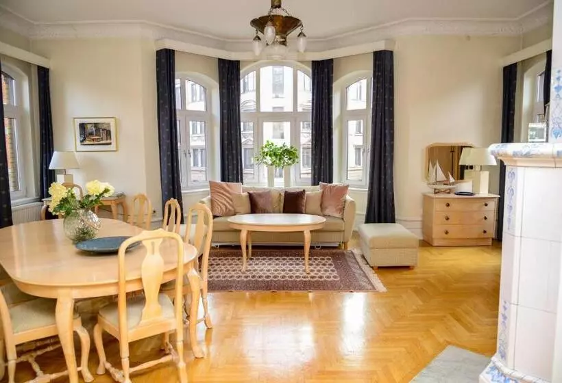 בית מלון כפרי Continental Relax & Spa