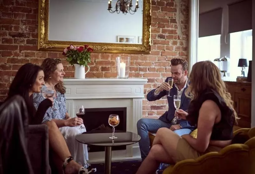 בית מלון כפרי Continental Relax & Spa