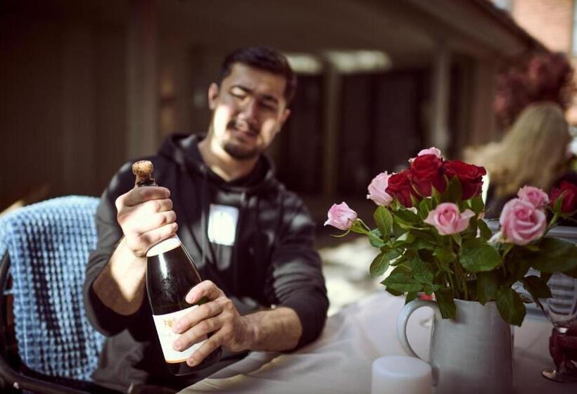 هتل Continental Relax & Spa