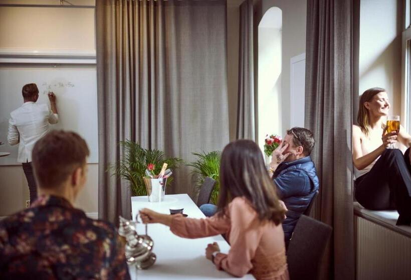 هتل Continental Relax & Spa