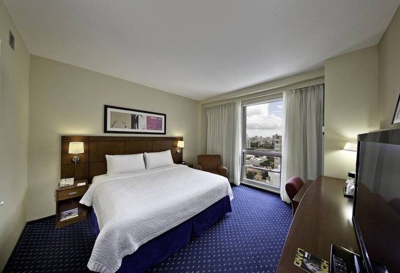 هتل Courtyard By Marriott San Juan Miramar