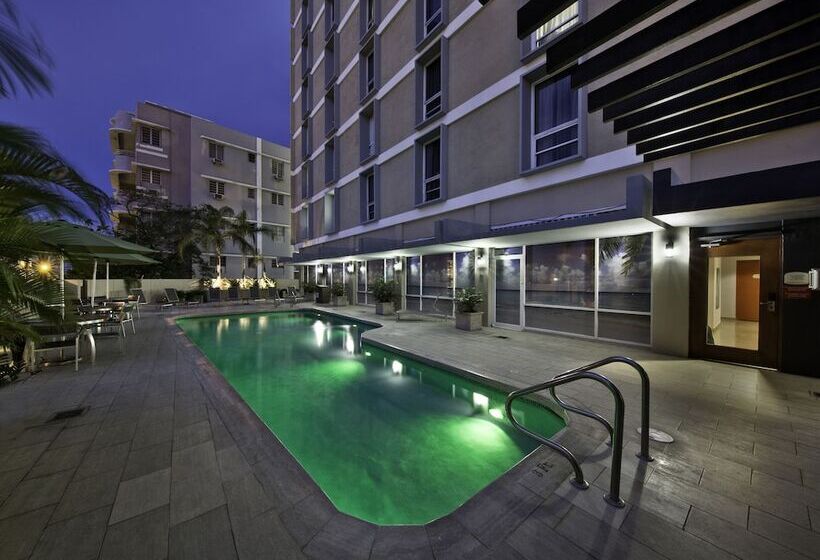 هتل Courtyard By Marriott San Juan Miramar