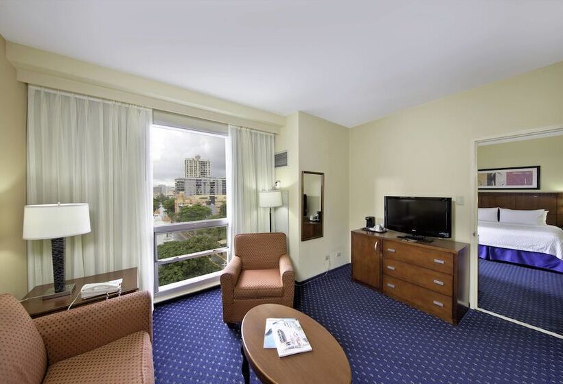 هتل Courtyard By Marriott San Juan Miramar