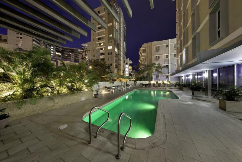 هتل Courtyard By Marriott San Juan Miramar