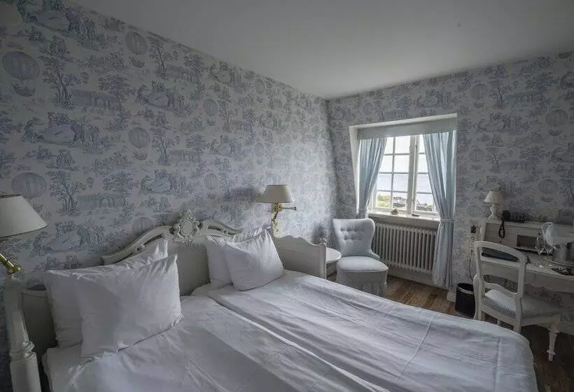 בית מלון כפרי Rusthållargården