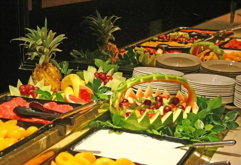 Отель Oudtshoorn Inn